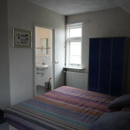 Apartment Flore, Studio's *
