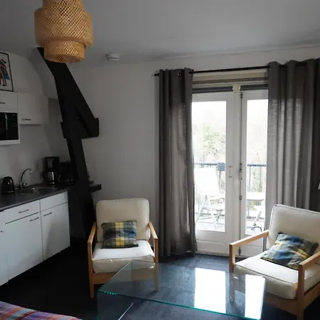 Apartment Flore, Studio's
